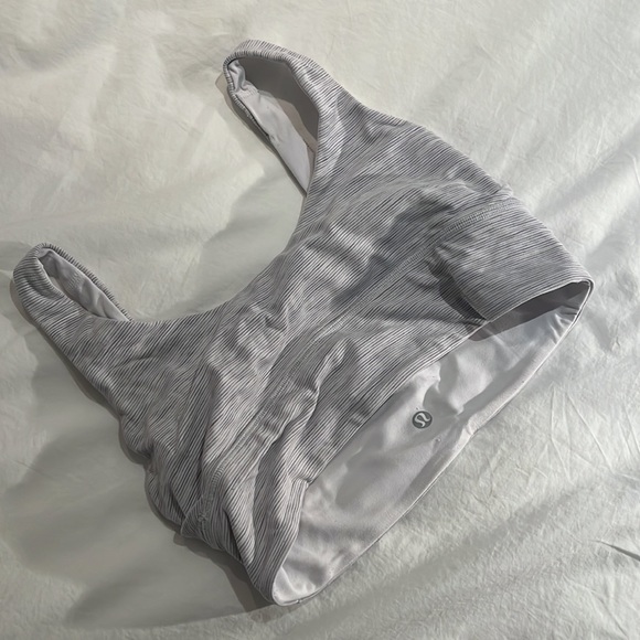 Lululemon Align Bras - Picture 3 of 7